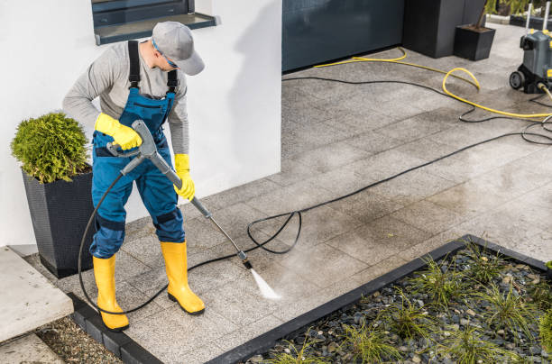 Best Deck Pressure Washing  in Doe Valley, KY